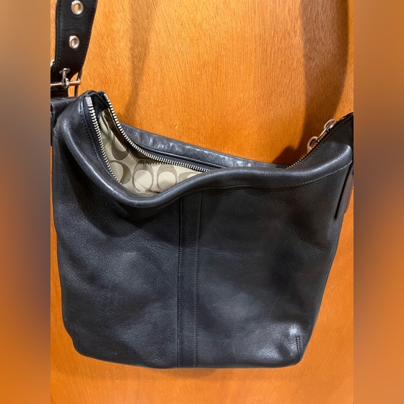 Coach genuine vintage leather legacy slim hobo shoulder bag - Picture 12 of 13